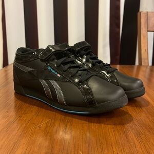 Reebok Classic Vollee Shoes Sneakers new black 32-247865 Women’s Sizes